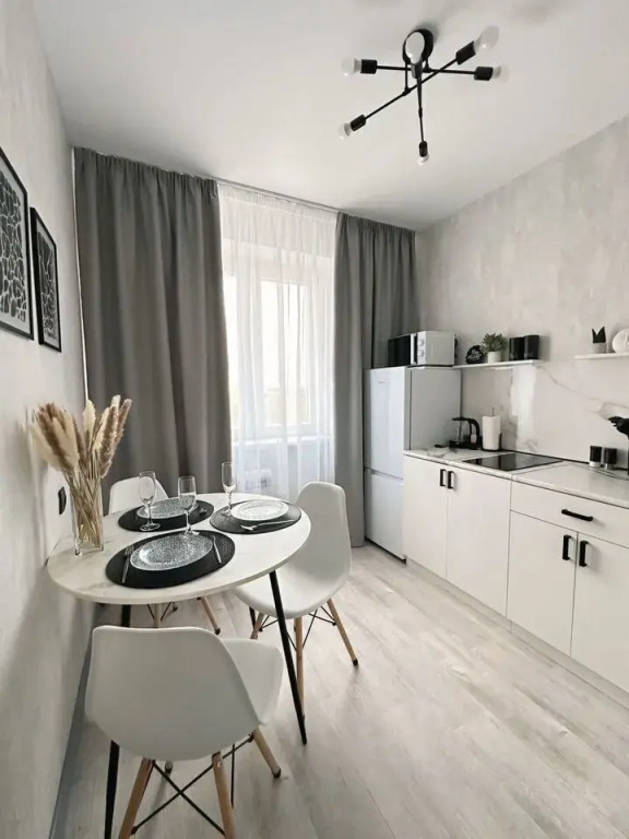 Квартира на Геодезической 76/152