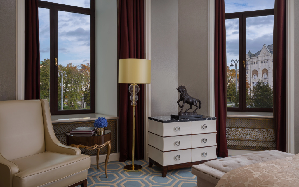 5 ★ Отель The St. Regis Moscow Nikolskaya
