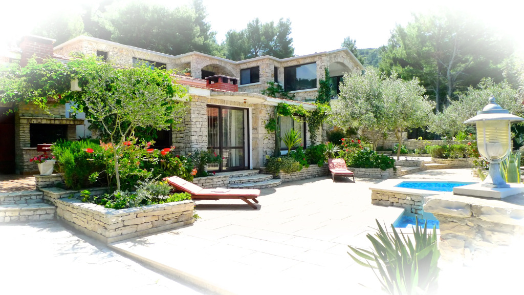 Villa Stone House Poplat