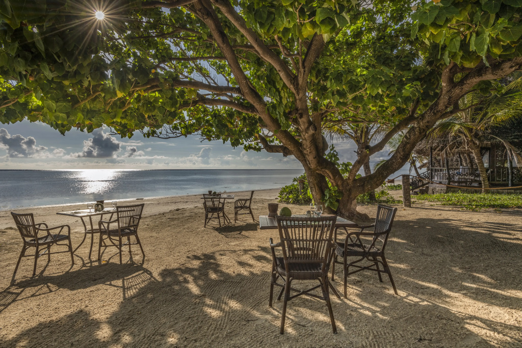 Отель Breezes Beach Club & Spa - Half Board