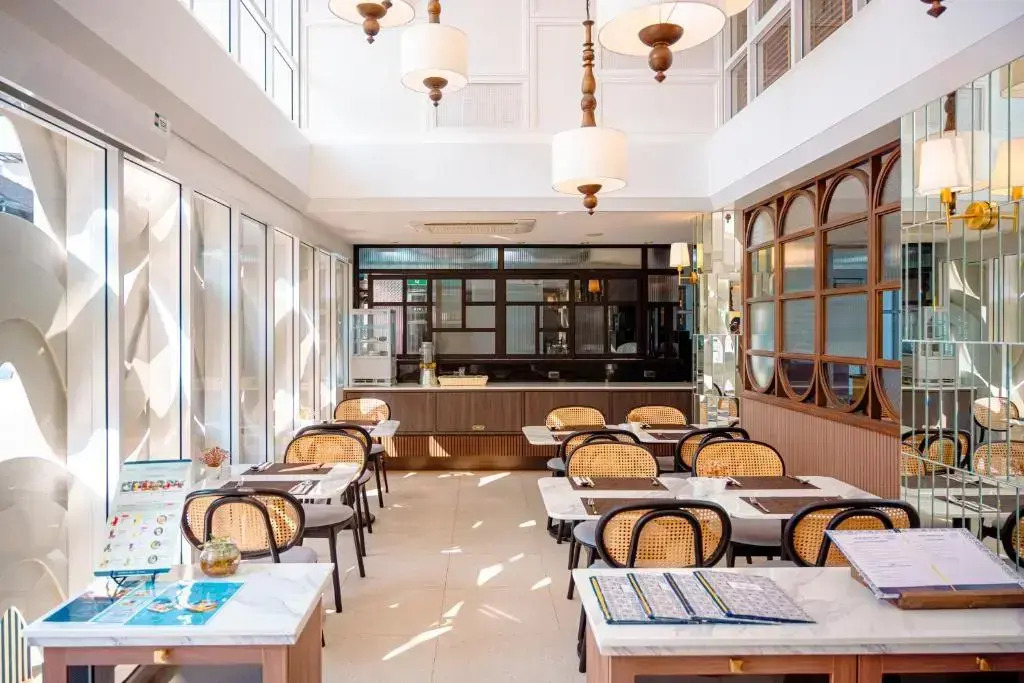 Курортный отель Away Chiang Mai Thapae Resort - A Vegan Retreat