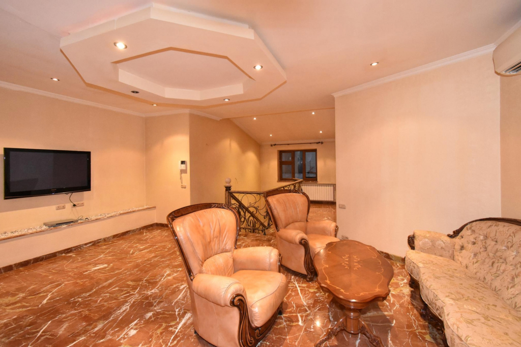 Апартаменты RentInnYerevan 1 Mher Mkrtchyan Street