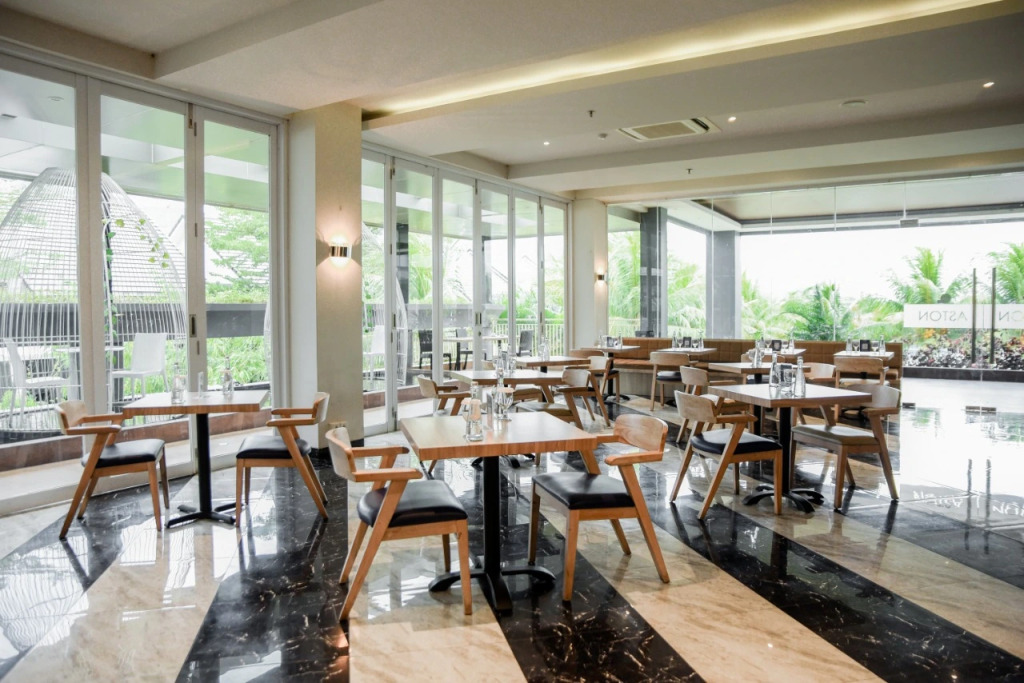 Отель Aston Gorontalo & Convention Center