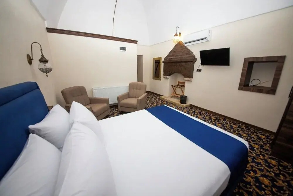 Rüstempaşa Kervansaray Hotel with Free Parking