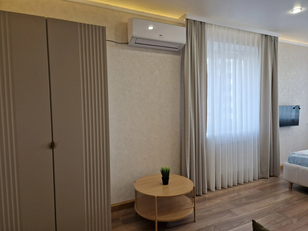 Квартира Виталий HouseRent Трёхкомнатная по ул. Рината Галеева, 31
