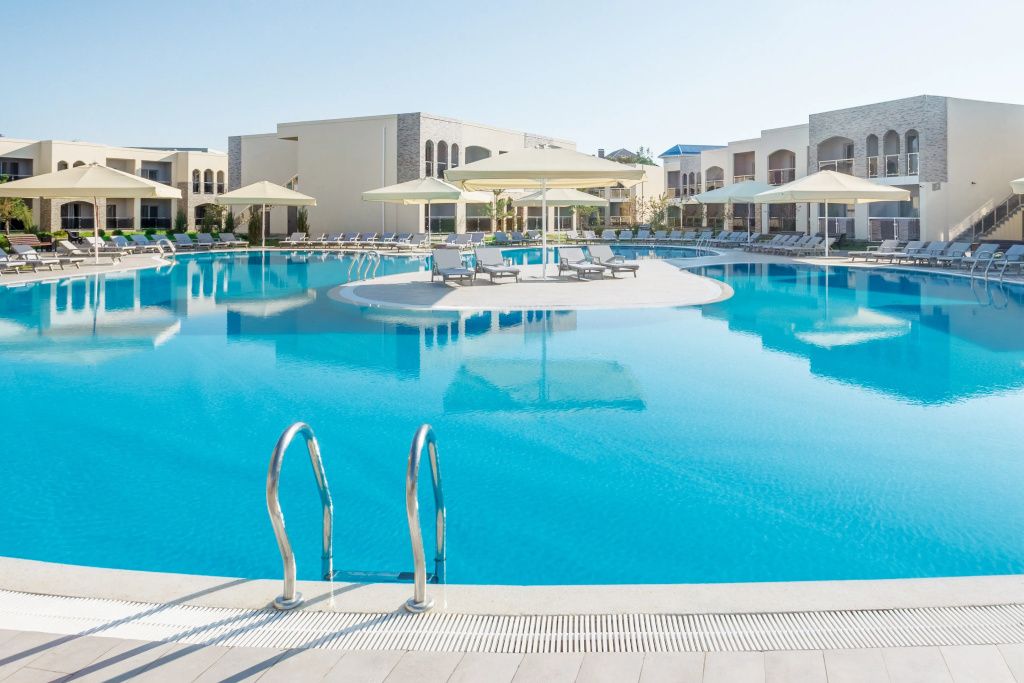 Отель Morea Family Resort & Spa
