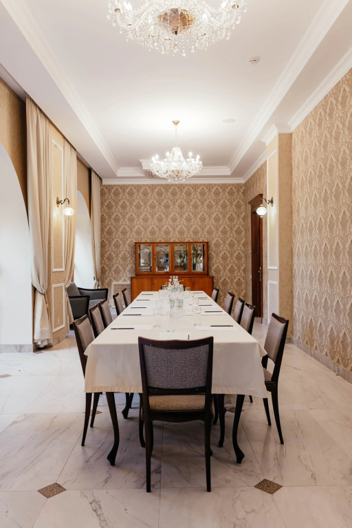 Отель Amra Park Hotel & Spa