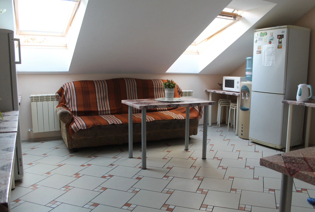 Hostel H.O.