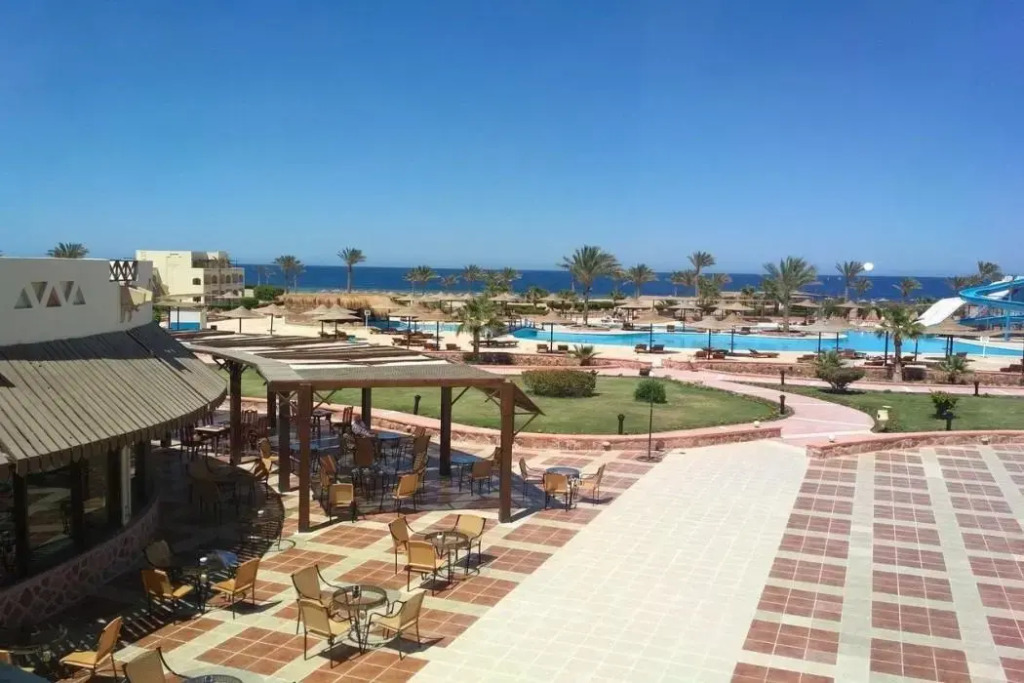 Курортный отель Bliss Nada Beach Resort
