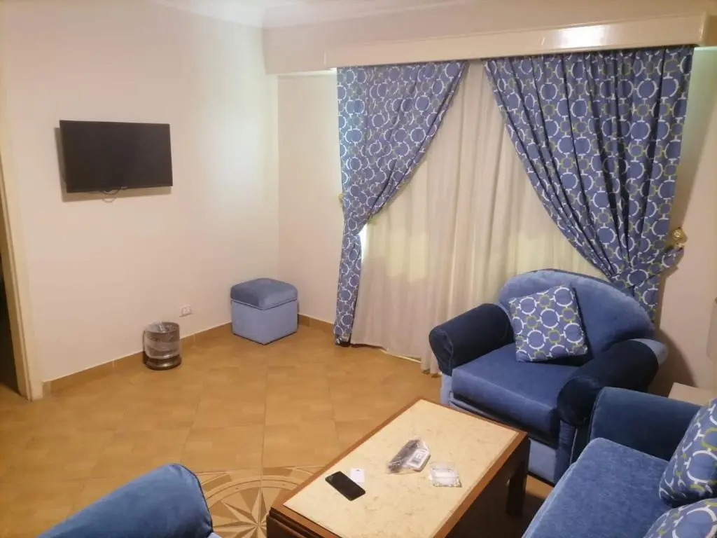 Курортный отель Tiba Pyramids Hotel Resort