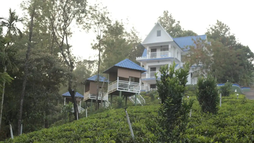 Отель Camellia and Elettaria the Twin Resorts