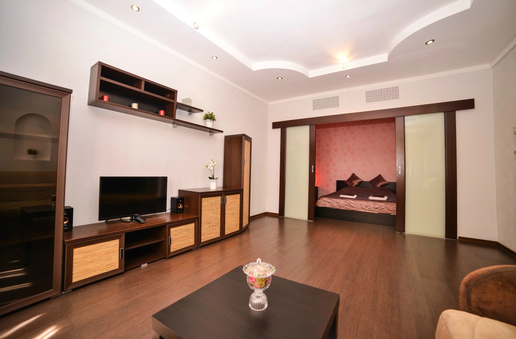 Crocus Apartments