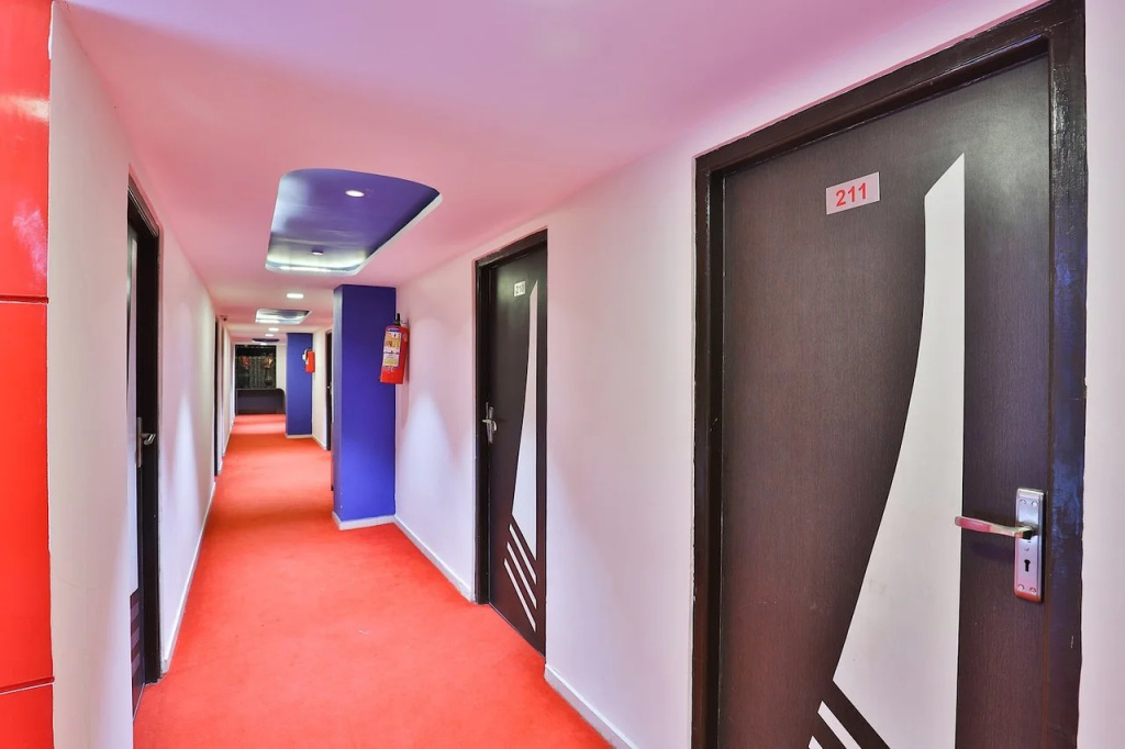 Hotel O Blue Moon