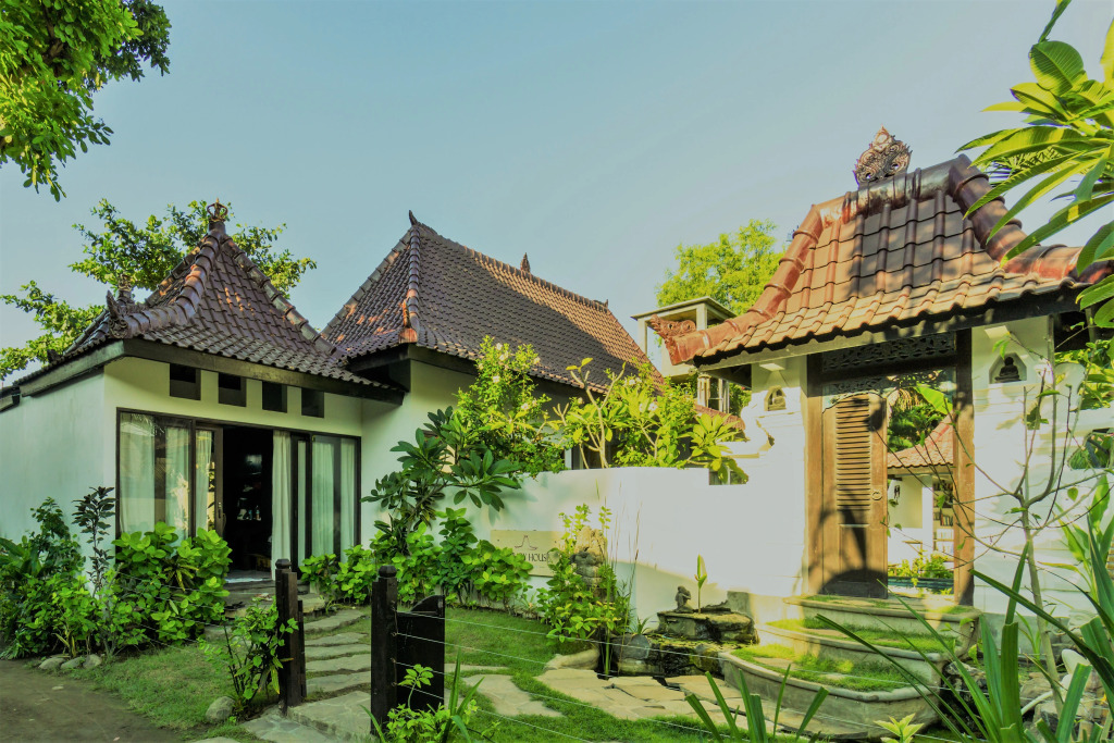 Вилла Ambary House