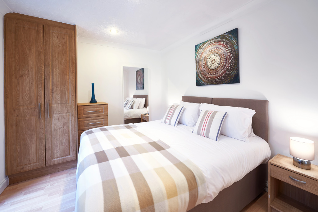 Гостевой Дом Furzton Serviced Houses - Shortstay MK