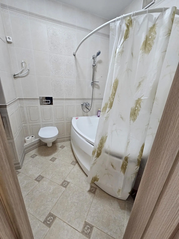 Квартира на улице Антона Петрова 221Д/1