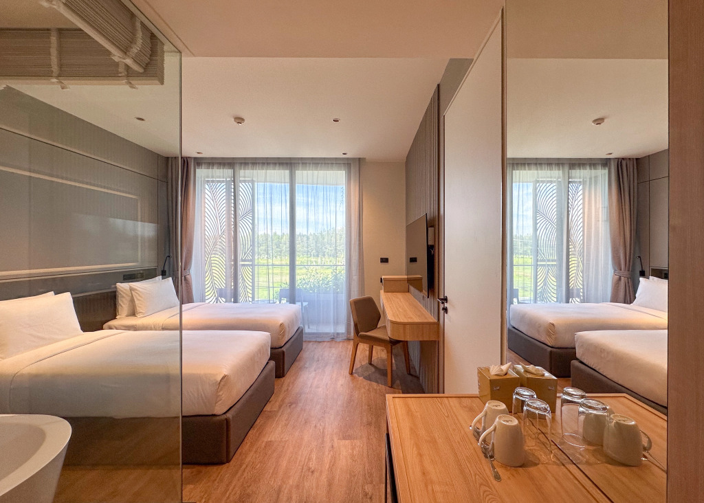 Отель La Green Hotel & Residence Пхукет