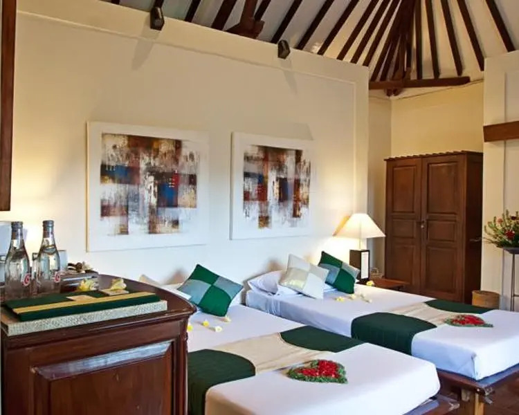 Отель Alam sari keliki resort & spa
