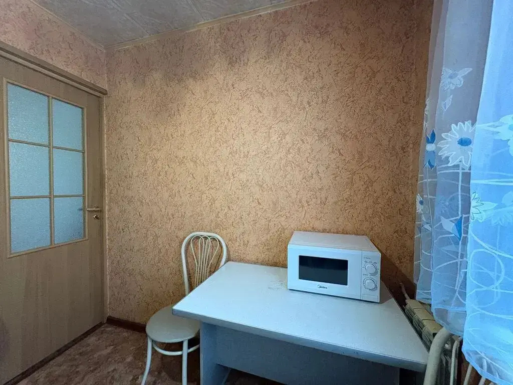Квартира для командировочных рядом с заводами Лукойл, Каустик;