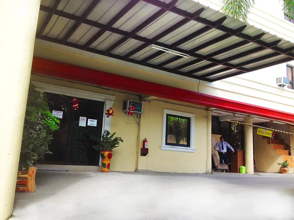 DMariners Inn Hotel