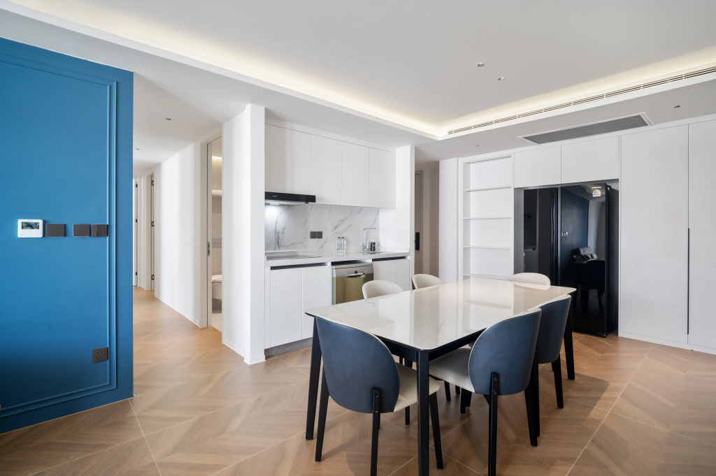 Апартаменты Kora Resort Stylish Beachfront 3-Bedroom 351