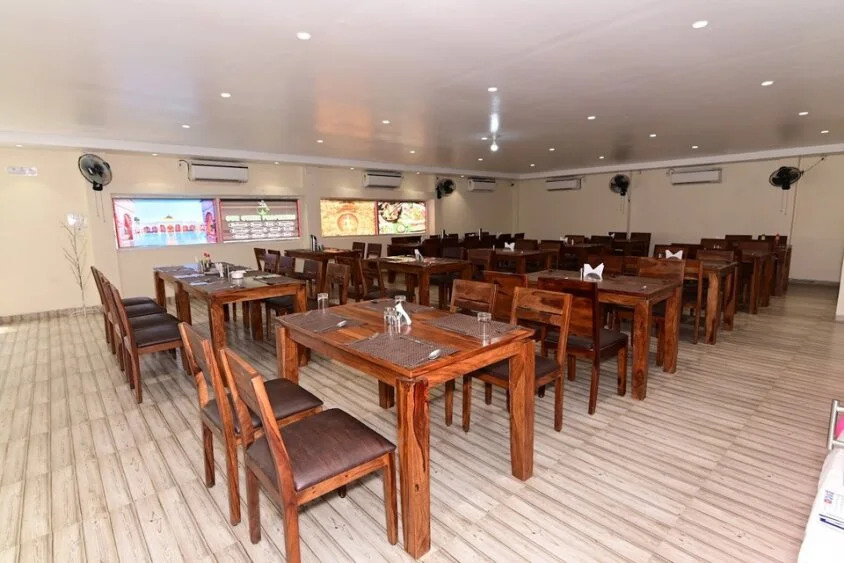 Отель The Byke Niranjana Resort