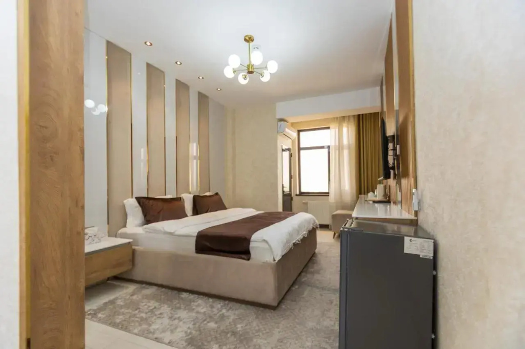 Firdavsi Hotel