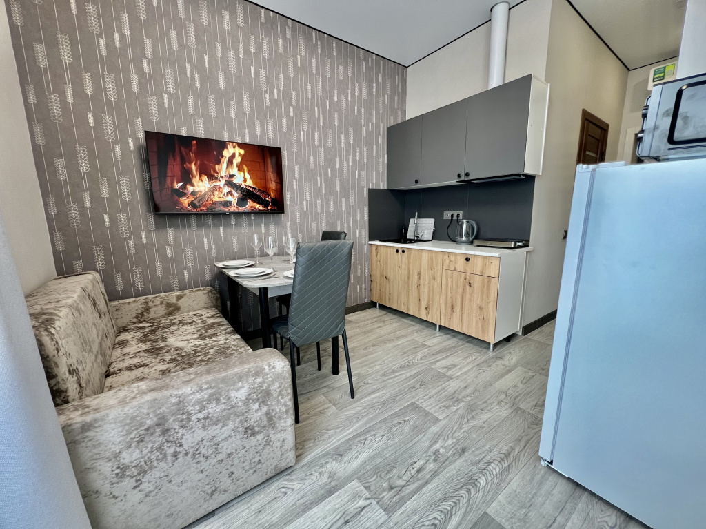 Квартира 22.2м2 в Центре со своей Зоной Отдыха на Улице