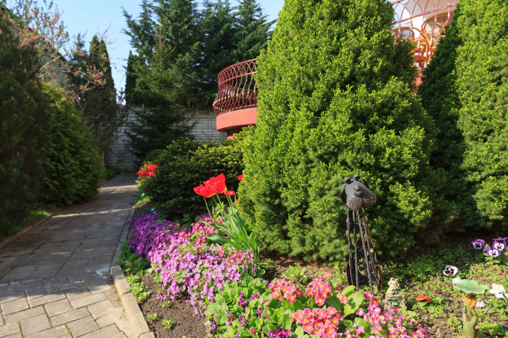 Severin Villa Living Quarters