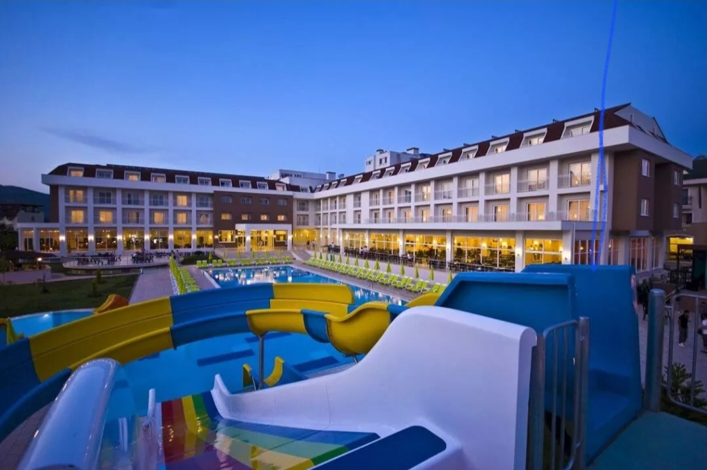 White Lilyum Hotel - All Inclusive