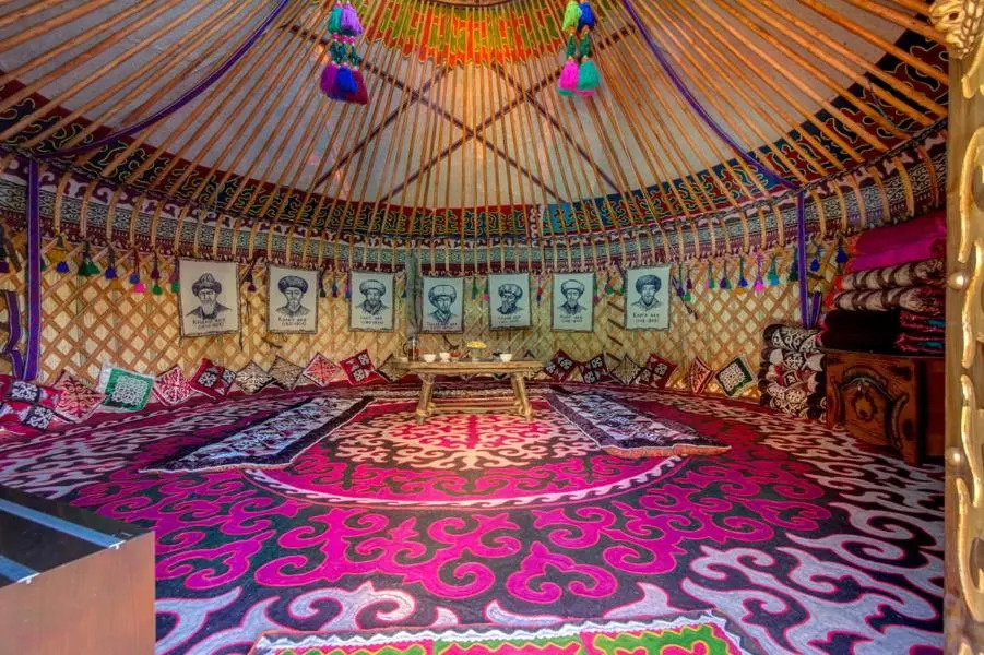 Karagat Hotel / Карагат