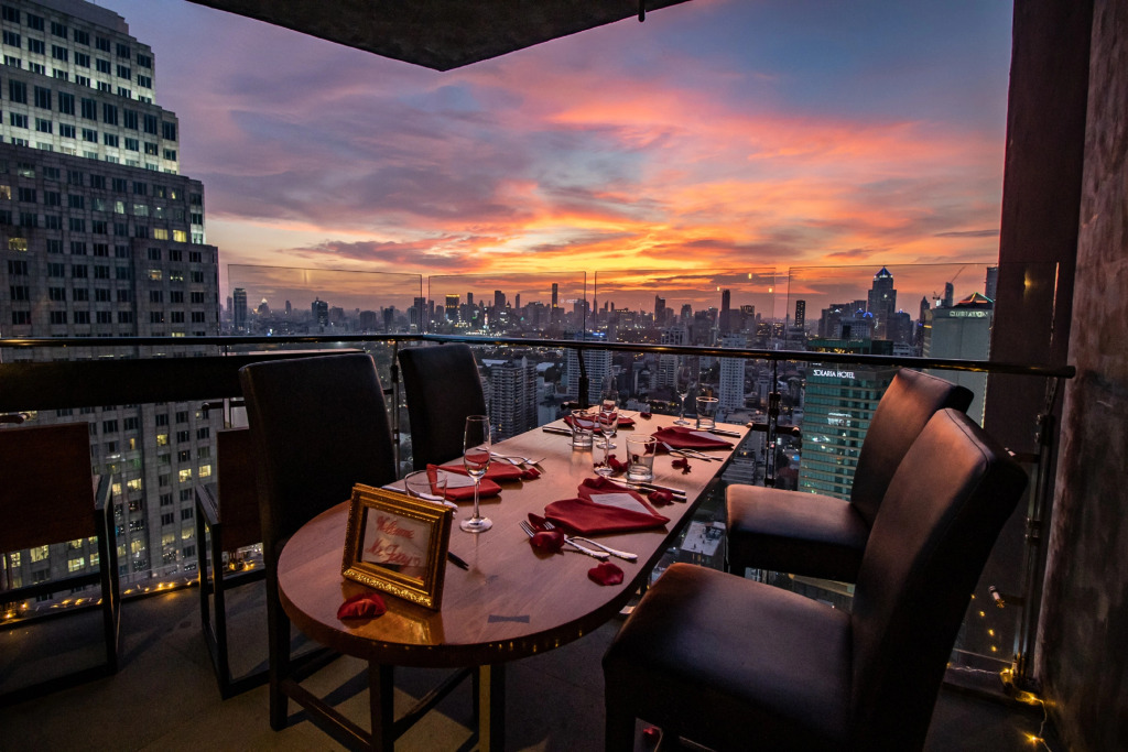 Montraj Continent Sukhumvit Bangkok