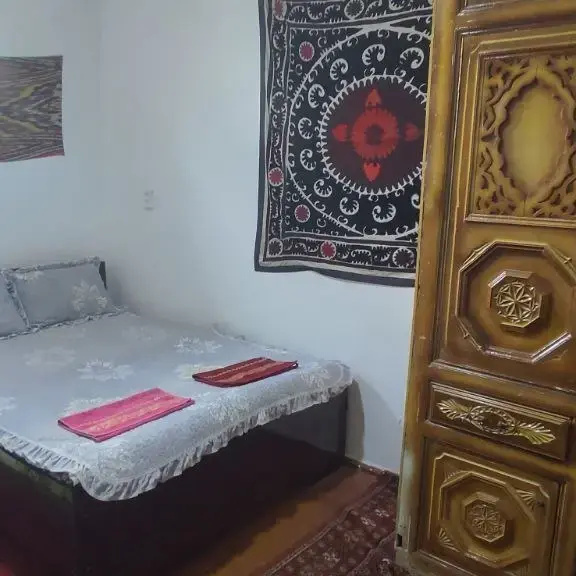 Ozod  Guest House