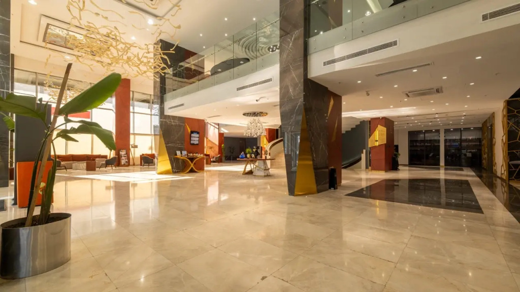 Отель Teymur Continental Hotel