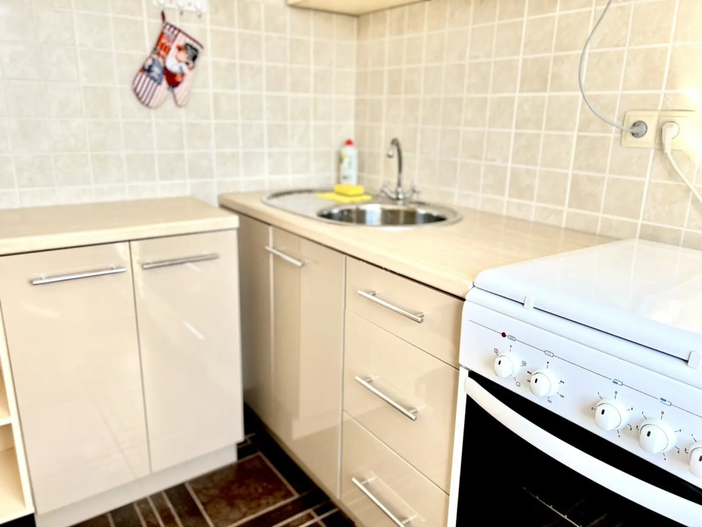 Odnokomnatnye Ulitsa Pravdy 14 Apartments