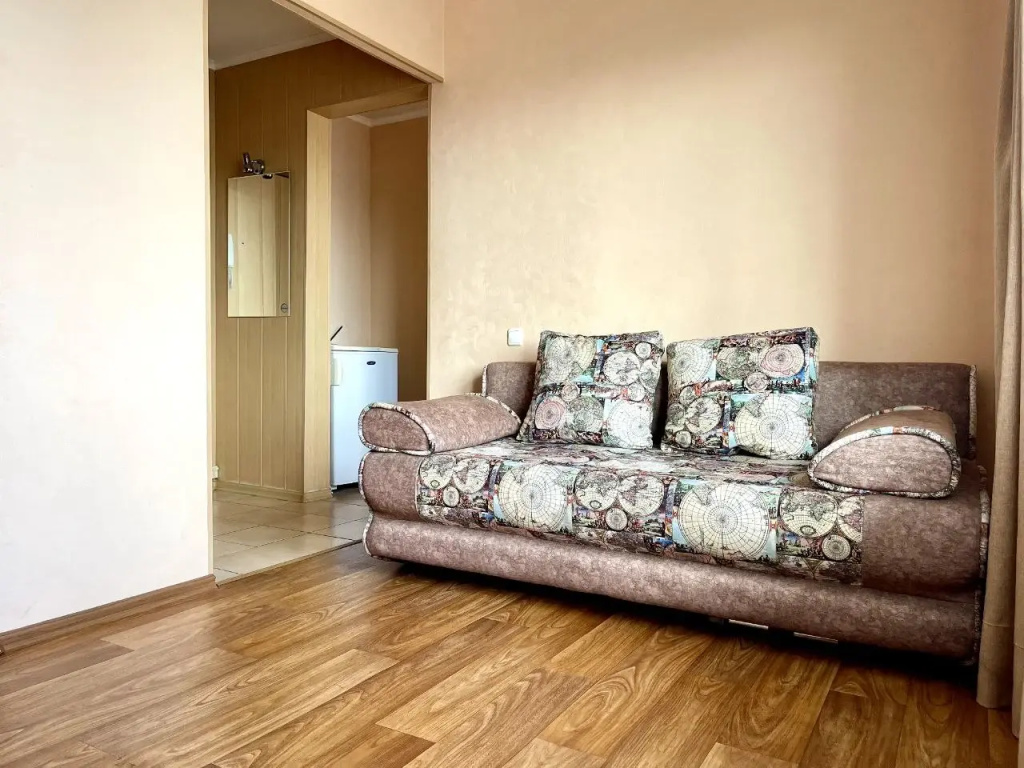 Квартира на Парижской Коммуны 42А
