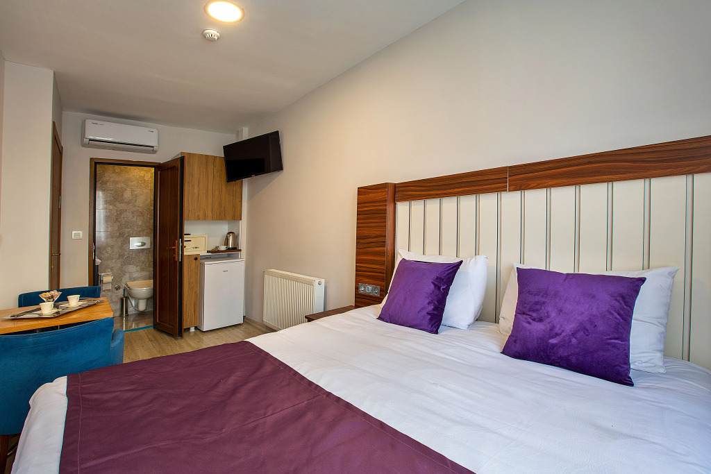 Pera Sultan Suite Hotel