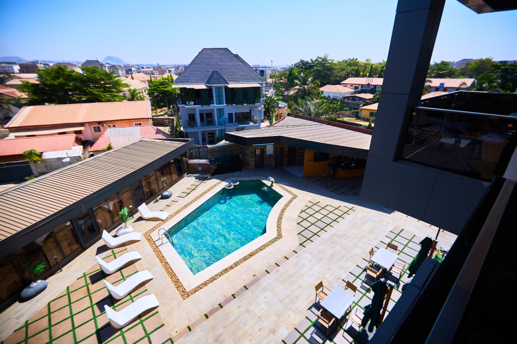 Отель Bourdillon Apartments