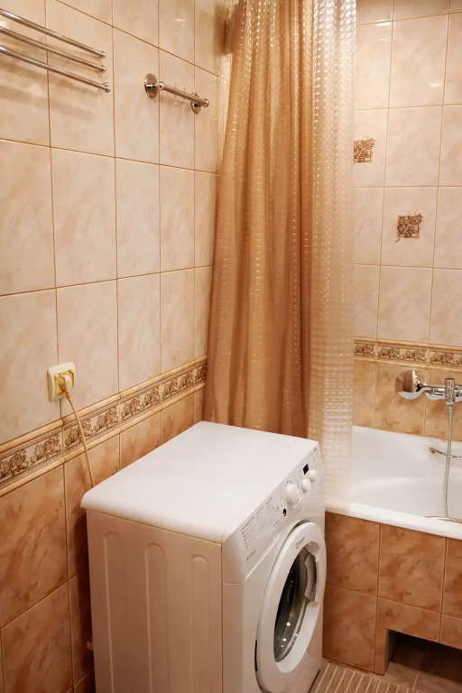 Квартира на Западной улице 12