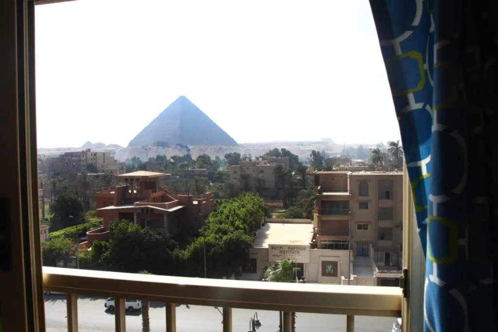 Курортный отель Tiba Pyramids Hotel Resort