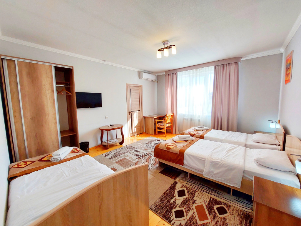 TES Hotel