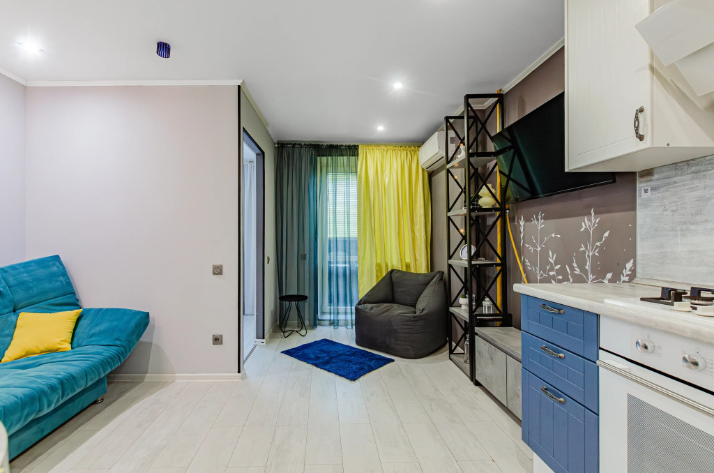 Квартира 2 комн в центре у метро Козья Слобода Liberty Sity Apartments
