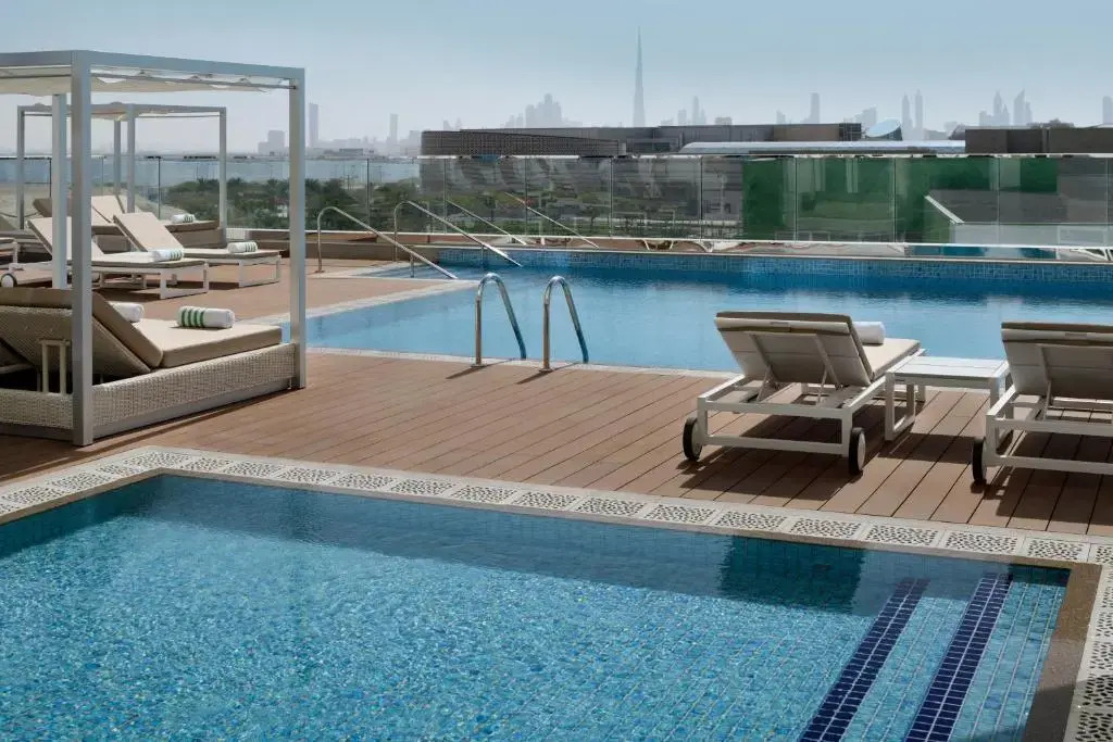 Отель Holiday Inn & Suites - Dubai Festival City by IHG