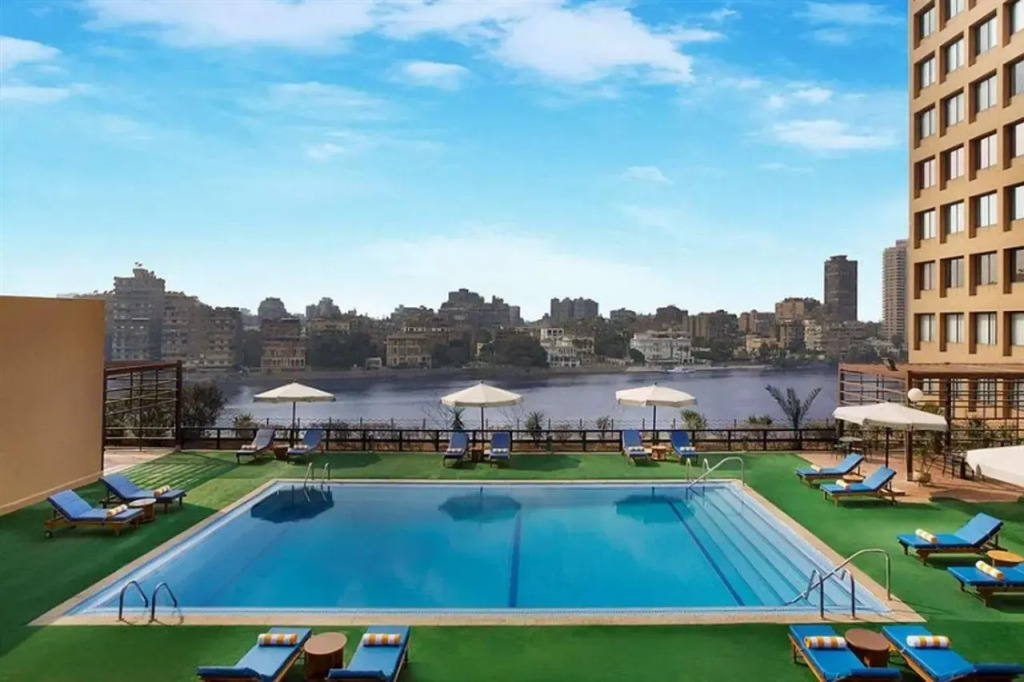 Отель Cairo World Trade Center Hotel & Residences
