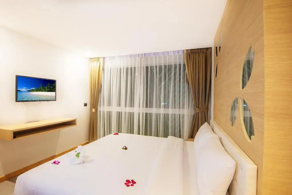 Clarian Hotel Beach Patong