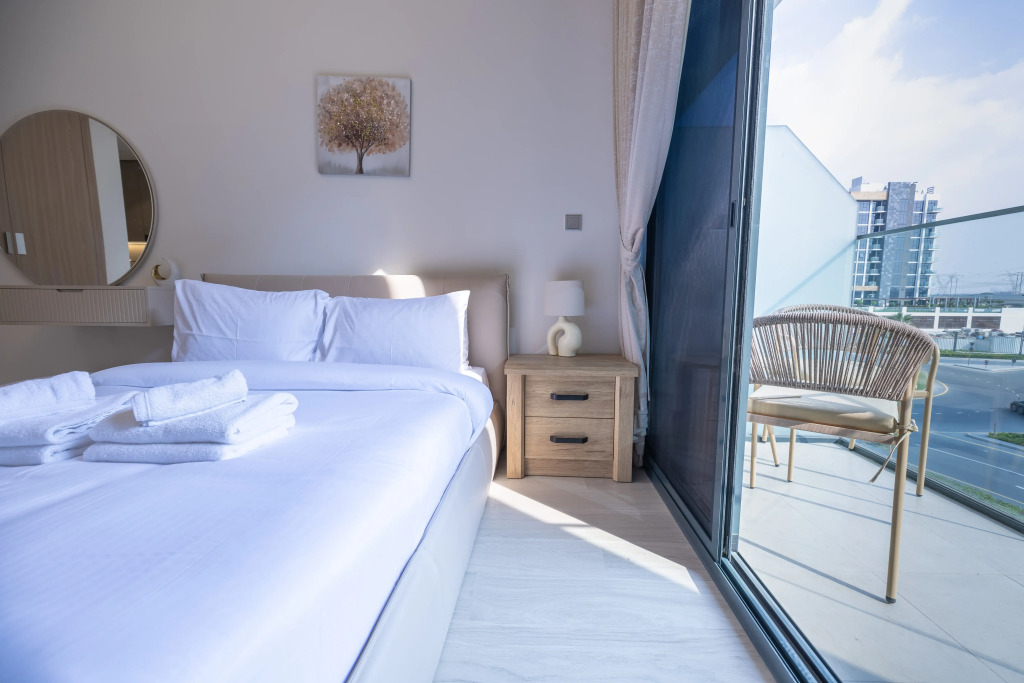 Elite LUX Holiday Homes -Upscale Studio in Azizi Riviera Prime Location Dubai