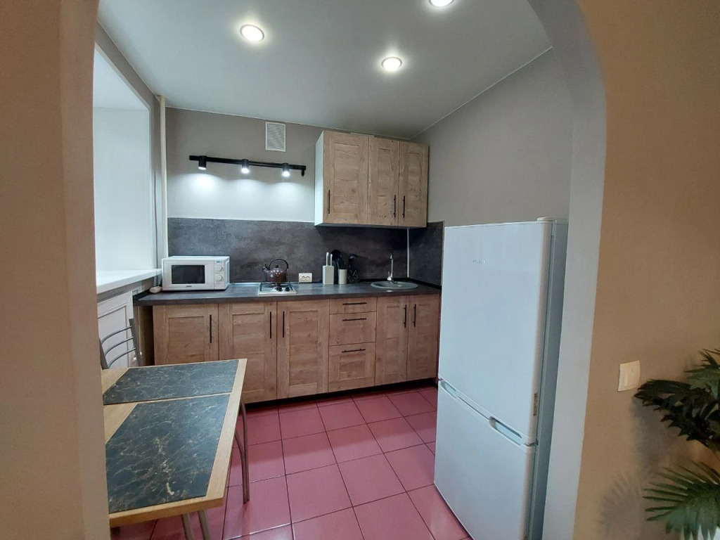 Sovremennaya Studiya V Tsentre Yaroslavlya Flat