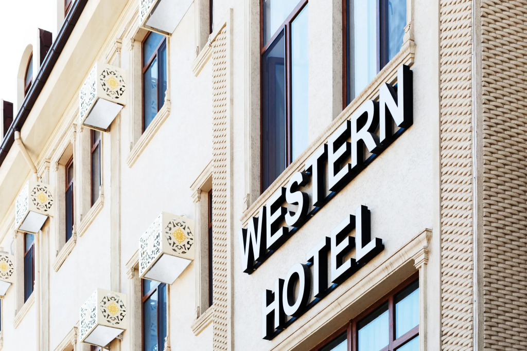 Отель Western