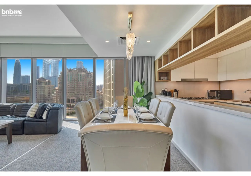 Апартаменты Bnbmehomes Stylish 3BR with Burj Khalifa view-410