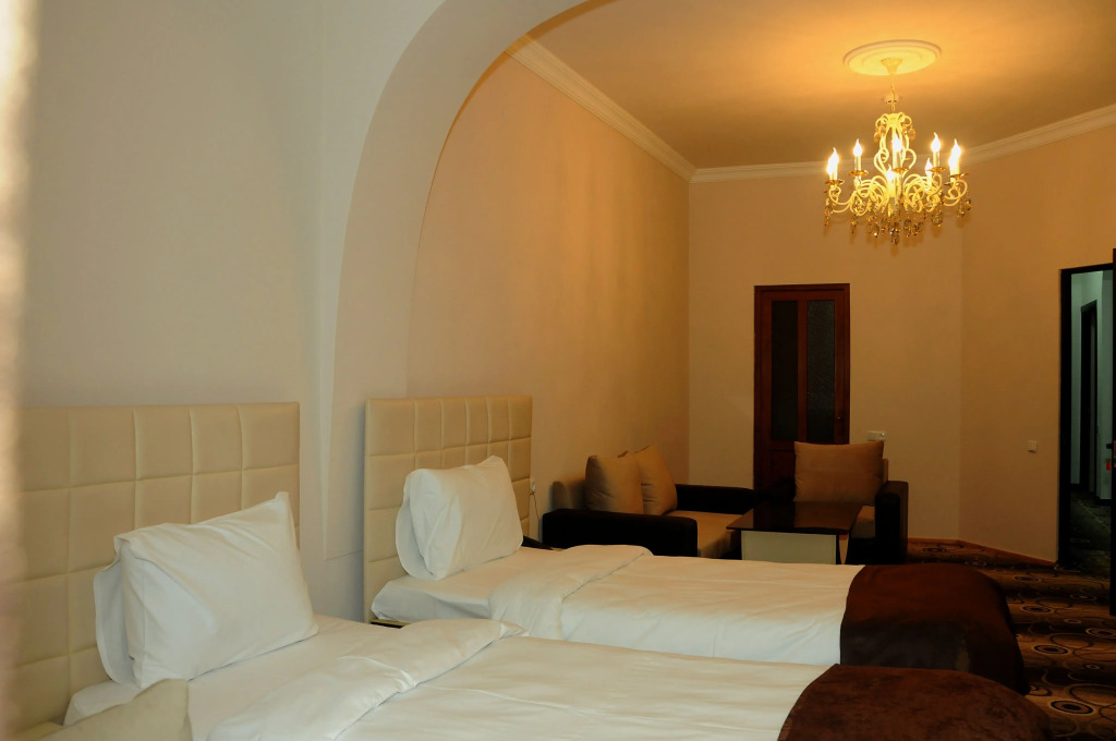 Nor Erevan Hotel
